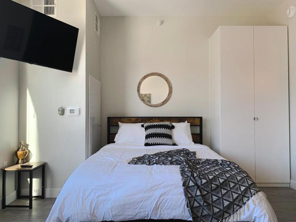 Sleepover Studio Apartments دي موين، آيوا المظهر الخارجي الصورة