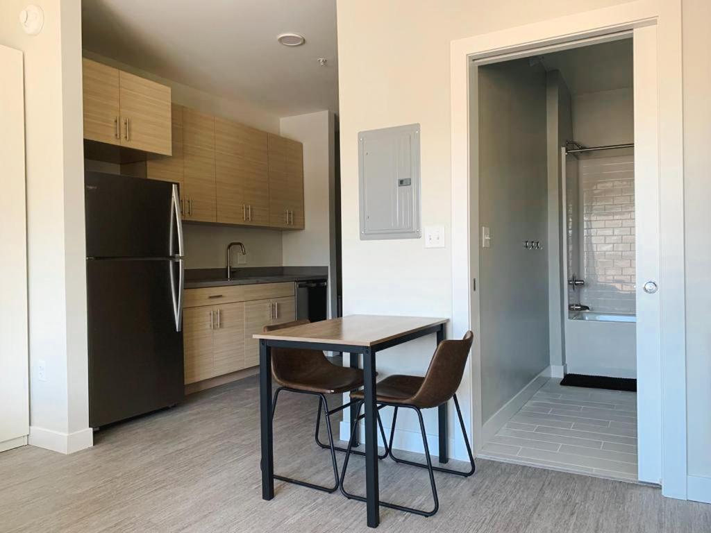 Sleepover Studio Apartments دي موين، آيوا المظهر الخارجي الصورة