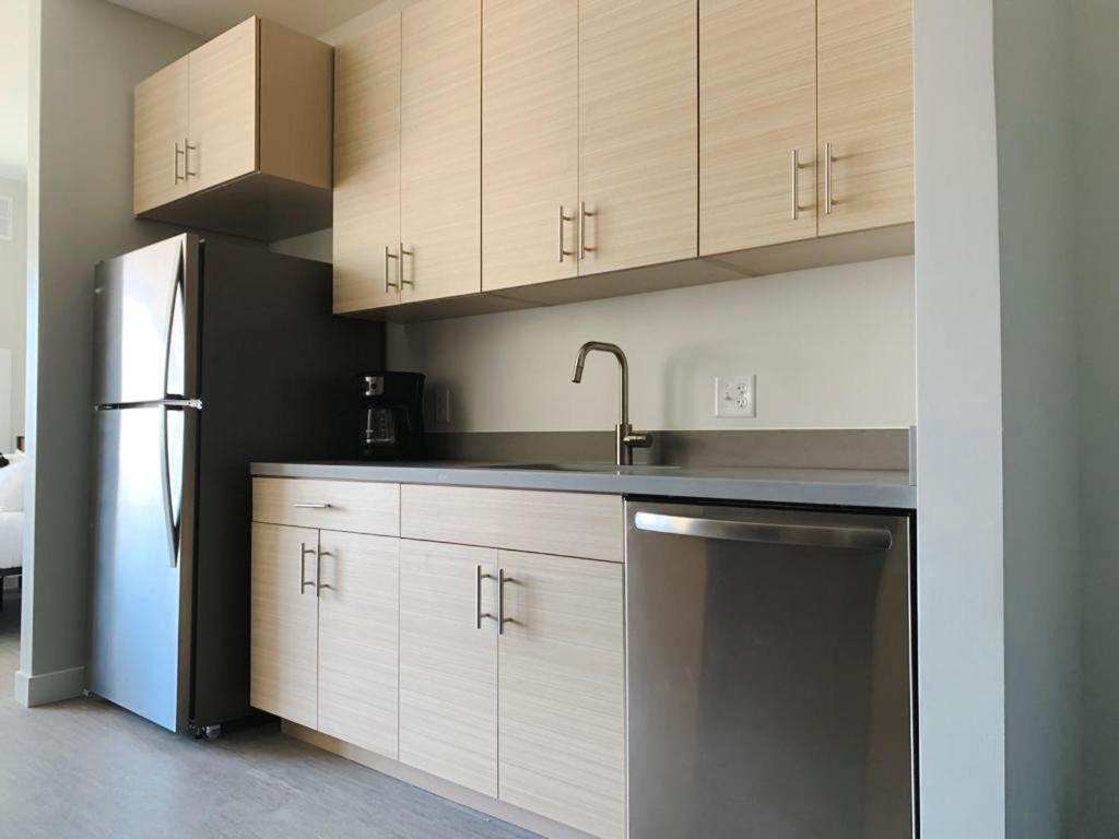 Sleepover Studio Apartments دي موين، آيوا المظهر الخارجي الصورة